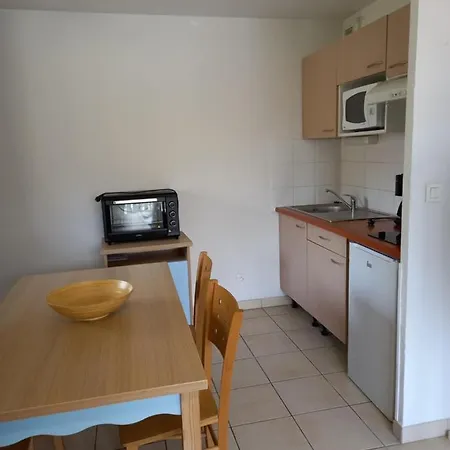 2 A 4 Personnes Le Pyreneen A Carrefour Des Activites De Montagne *