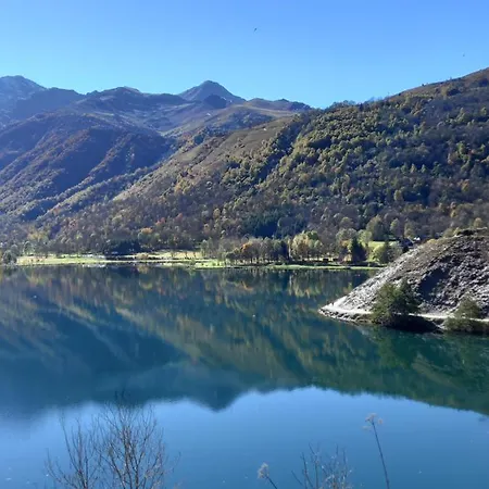 2 A 4 Personnes Le Pyreneen A Carrefour Des Activites De Montagne